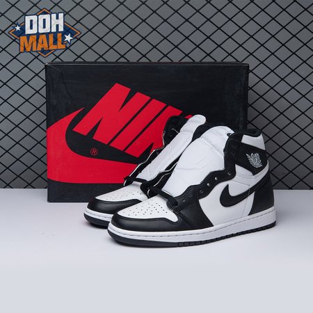 Jordan 1 Retro Black White 555088-010 Unisex