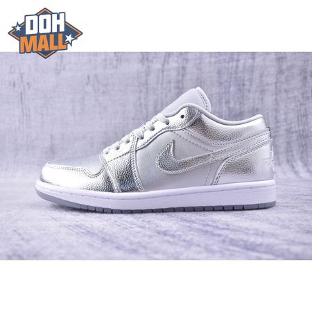Jordan 1 Low SE Metallic Silver Unisex