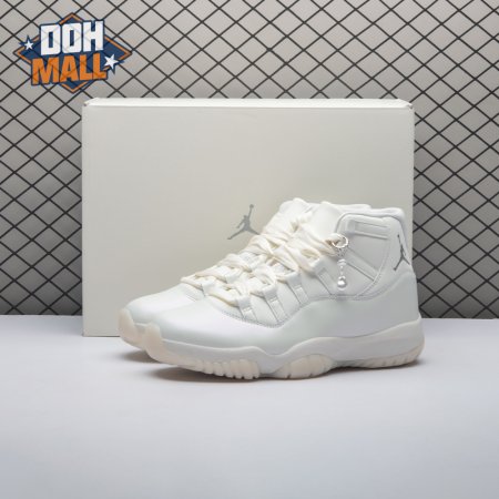 Jordan 11 Retro Pearl Unisex
